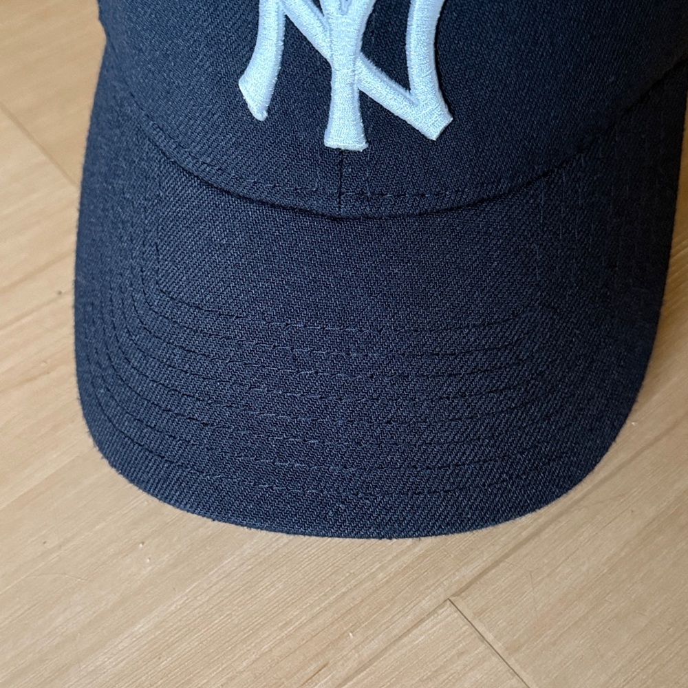 TEAM CLASSIC NEW ERA MLB NEW YORK YANKEES BASEBALL CAP HAT NAVY & WHITE SIZE M-L - Picture 3 of 13